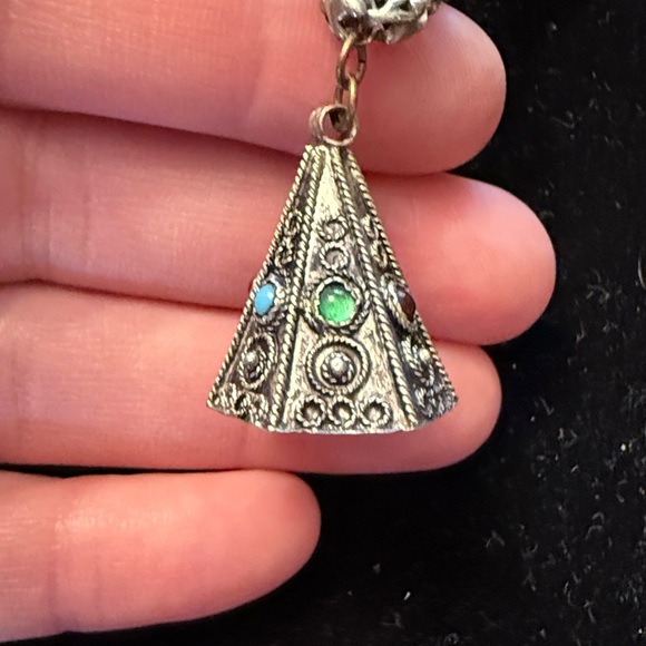 Vintage Silver Charm Bracelet - Picture 2 of 16